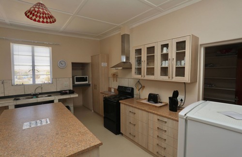 Aus Cottage | Aus Self-Catering Units