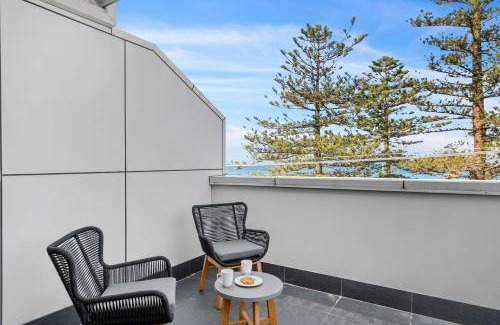 Austinmer Apartment | Austi Beach Escape - A Dreamy Oceanfront Haven