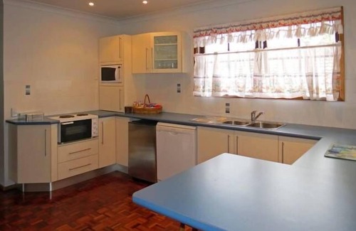 Austinmer Apartment | Austinmer Gardens B&B
