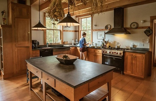 South Londonderry Other | Authentic Award winning Farm house with Hot Tub and Sauna