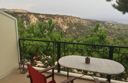 Kato Diminio Apartment | Autonomous room - studio in Thalero, Xilokastro, with amazing view