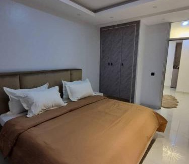 Ofin Apartment | Autumn Green's 1,2 and 3 beds 1004 Estate