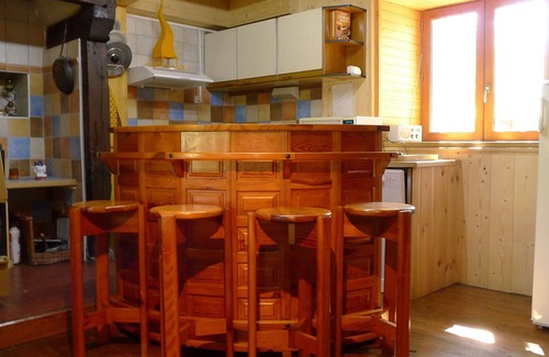 La Tour-dʼAuvergne House | Auvergne with family 8 pers, house and studio, garden,