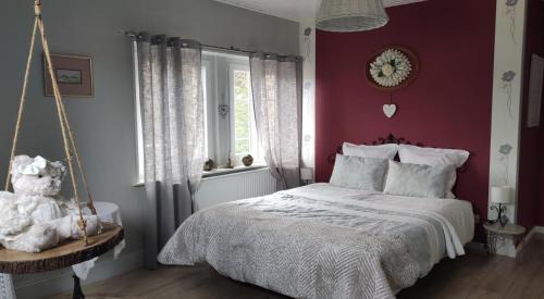 Pierre-Percee Bed & Breakfast | AUX 2 LACS chambres d'hôtes
