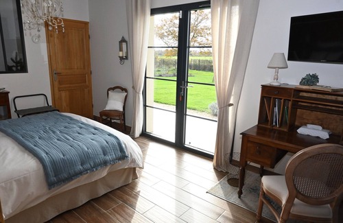 Bizeneuille House | Aux 3 Forets