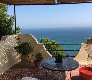 Medina of Tangier House | Aux 3 Portes