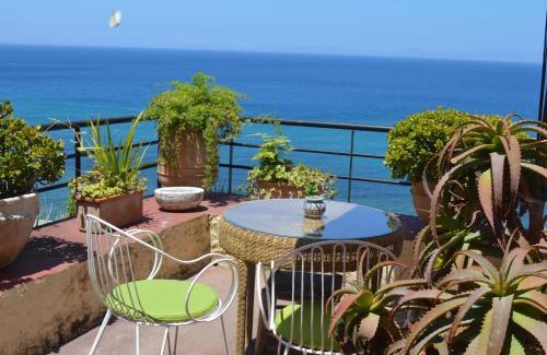 Medina of Tangier House | Aux 3 Portes
