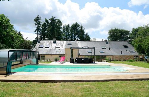 Pluherlin Bed & Breakfast | Aux Agapanthes
