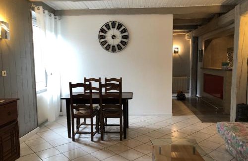 Ougney-Douvot Bed & Breakfast | Aux Berges du Doubs