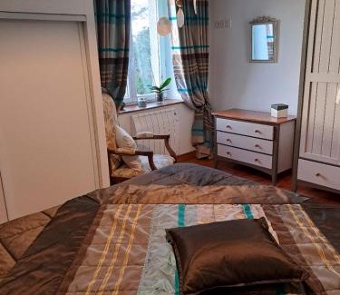 Sibiril Bed & Breakfast | Aux Volets Bleus