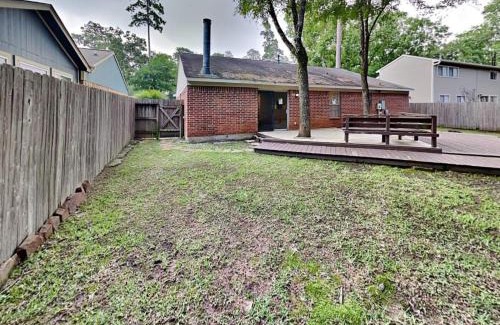 Grogan's Mill House | AVAILABLE NOW Lovely 3 bedroom, 2 bathroom home in a good location