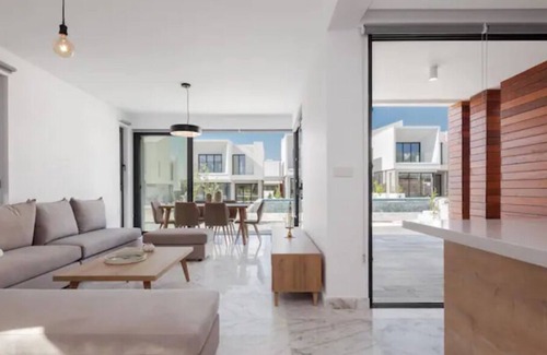 Emba Villa | Avalon 1 Villa 5 3-Bedroom Villa with Communal Pool