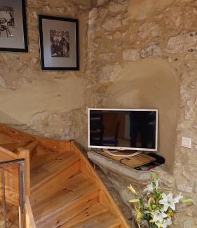 Caunes-Minervois Apartment | Avalon
