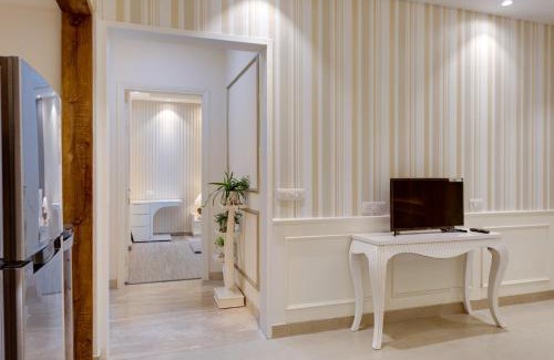 Sushant Lok Apartment | Avanti Tenantry Luxurious Service Apartments -Gurugram
