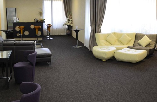 Mayangone Hotel | Avenue 64 Hotel