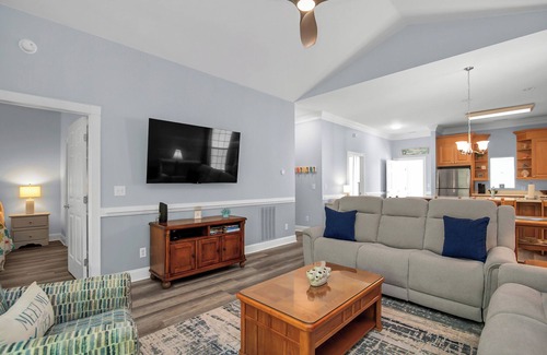 Pawleys Island Condo | Avian Forest 31-201 Nice 4 bedroom, 3 bath condo