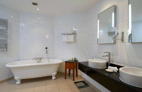Walberton Hotel | Avisford Park Hotel