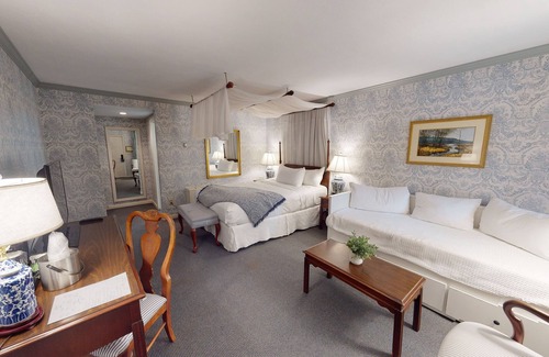 Avon Hotel | Avon Old Farms Hotel
