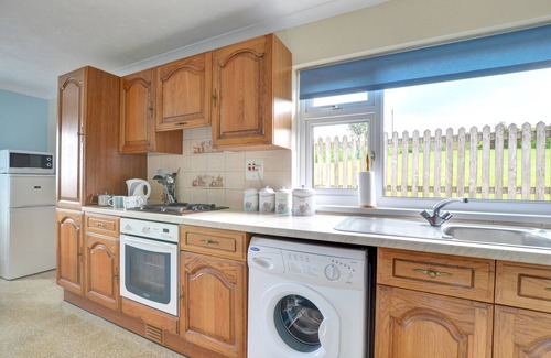 Tal-gareg House | Awel y Grug - Three Bedroom House, Sleeps 5