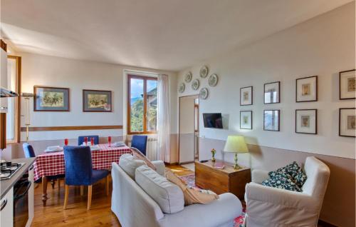 Carcegna Apartment | Awesome Apartment In Carcegna Di Miasino No