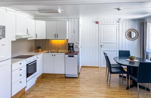 Mesnali Apartment | Awesome apartment in Mesnali with kitchen