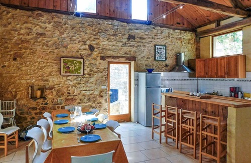 Veyrines-de-Domme House | Awesome home in VEYRINES DE DOMME