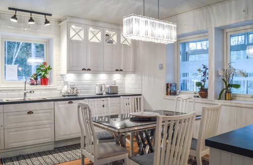 Varmdo House | Awesome home in Djurhamn with kitchen