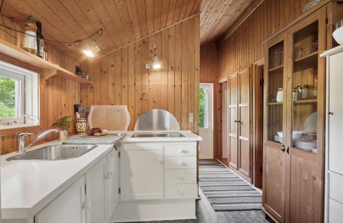 Kaldred House | Awesome home in Eskebjerg with WiFi
