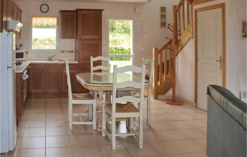 Plestin-les-Greves House | Awesome Home In Plestin Les Greves