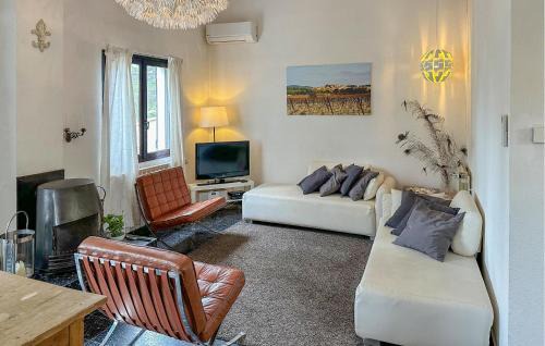 Pouzols-Minervois House | Awesome Home In Pouzols-Minervois