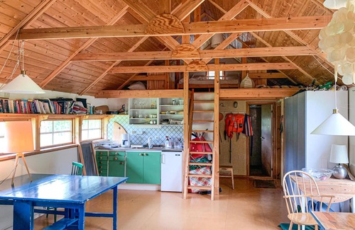 Grisslehamn House | Awesome home in Grisslehamn with sauna