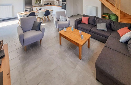 Hirel House | Awesome home in Hirel with WiFi