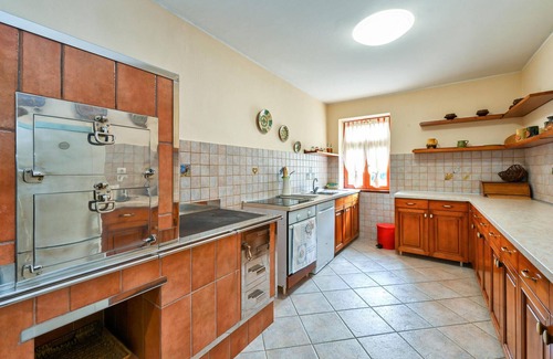 Sveti Kriz Zacretje House | Awesome home in Donja Pacetina