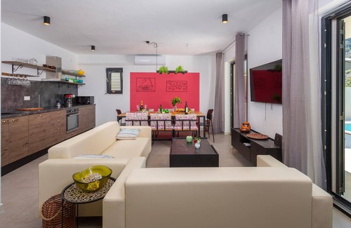 Lukovo House | Awesome home in Lukovo with sauna