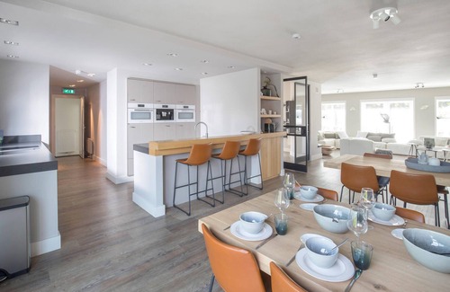 Maurik House | Awesome home in Maurik with sauna