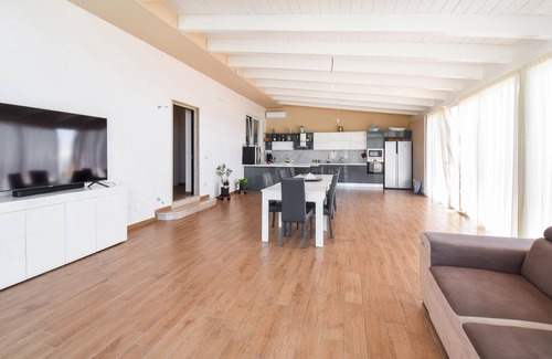 Mondragone House | Awesome home in Mondragone