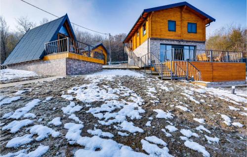 Petrinja House | Awesome Home In Petrinja With Sauna