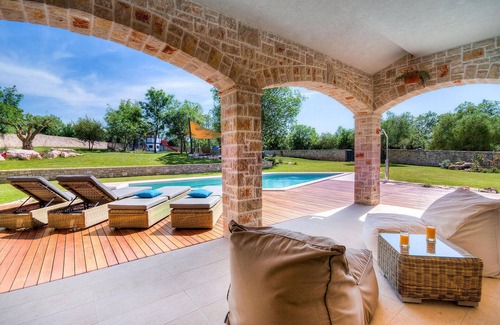 Stifanici House | Awesome home in Porec