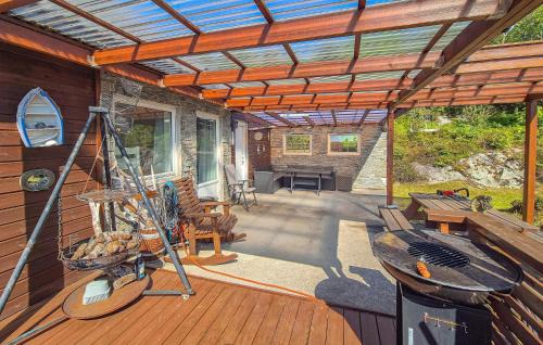 Sveio House | Awesome Home In Sveio With Wifi