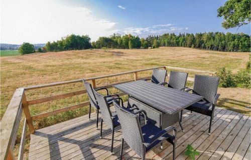 Tosse House | Awesome Home In Tösse With Kitchen