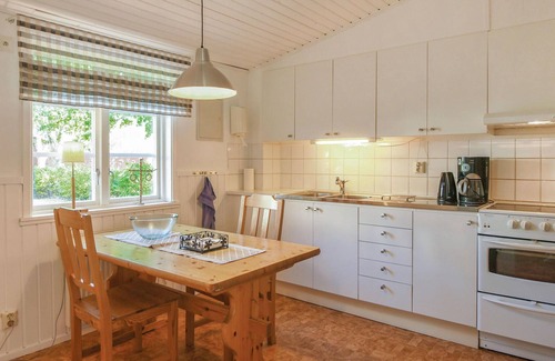 Tosse House | Awesome home in Tösse with kitchen