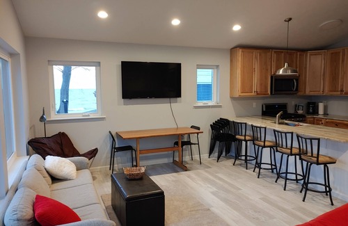 Geneva-on-the-Lake House | Awesome lake view & water access. GENEVA Center Strip, Sunsets, private parking!