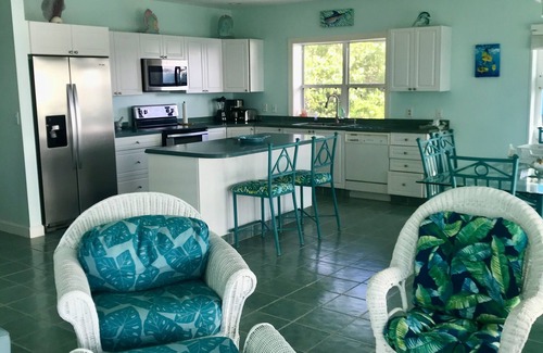Little Cayman House | Awesome Sea Views! Secluded Beach
