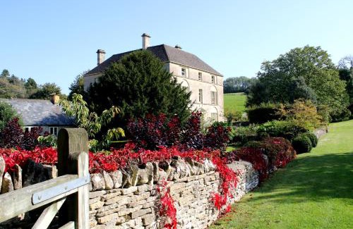 Bourton Bed & Breakfast | Aylworth Manor