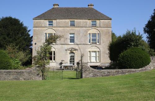Bourton Bed & Breakfast | Aylworth Manor