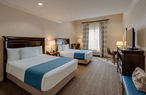 Downtown Village Hotel | Ayres Hotel Fountain Valley - Huntington Beach