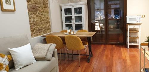 Old Town Apartment | Ayuntamiento - Precioso con parking y WIFI