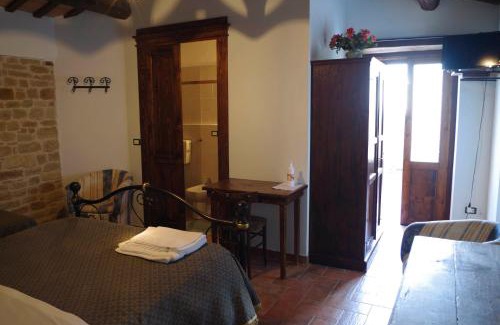 Castiglione Messer Raimondo House | Azienda Agrituristica Colle San Giorgio