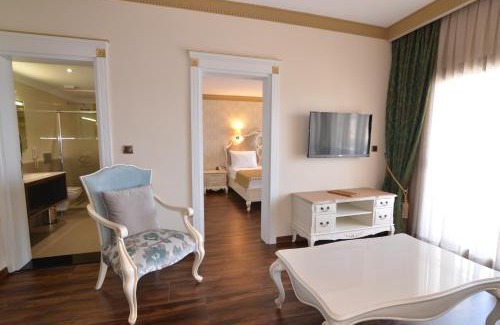 Bodrum City Center Resort | Azka Hotel