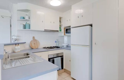 Palm Beach Apartment | Azure Beachfront Bliss~ Ocean Views~ 1 Brm Retreat